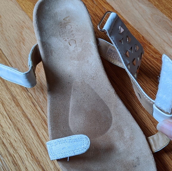 Vionic Wedge Sandals - Picture 8 of 8